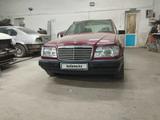 Mercedes-Benz E 250 1993 годаүшін1 400 000 тг. в Караганда