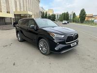 Toyota Highlander 2022 года за 25 000 000 тг. в Уральск