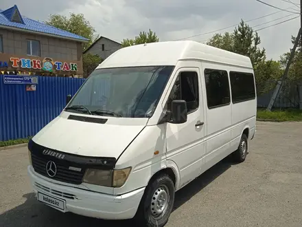 Mercedes-Benz Sprinter 1995 года за 3 500 000 тг. в Талдыкорган – фото 5