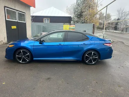 Toyota Camry 2020 года за 14 500 000 тг. в Есик