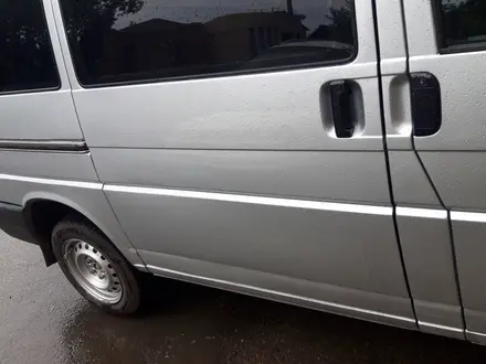 Volkswagen Caravelle 1993 года за 3 300 000 тг. в Павлодар – фото 4