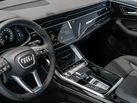 Audi Q7 55 TFSI 2026 года за 53 890 000 тг. в Караганда – фото 22