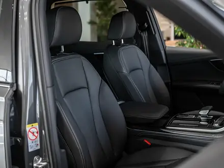 Audi Q7 55 TFSI 2026 года за 53 890 000 тг. в Караганда – фото 25