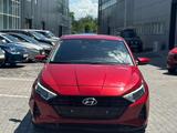 Hyundai i20 2023 года за 6 590 000 тг. в Алматы – фото 2