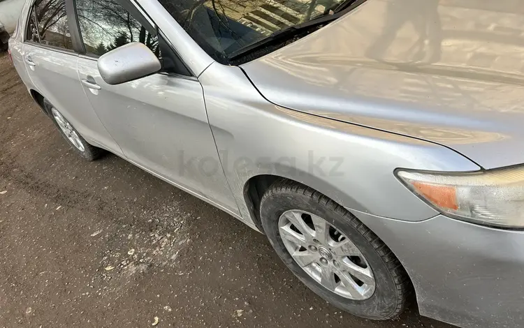 Toyota Camry 2011 года за 7 500 000 тг. в Семей