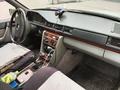 Mercedes-Benz E 200 1986 года за 850 000 тг. в Сарань – фото 15