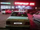 Mercedes-Benz E 200 1986 года за 850 000 тг. в Сарань – фото 4