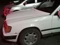 Mercedes-Benz E 200 1986 года за 850 000 тг. в Сарань – фото 9