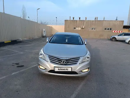 Hyundai Grandeur 2012 года за 7 000 000 тг. в Шымкент – фото 27