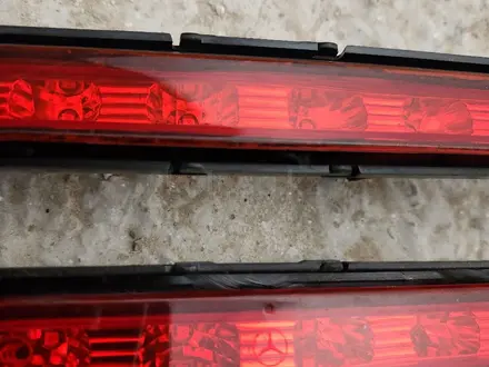 Фонарь крышки багажника MERCEDES BENZ W211 ДИОД за 10 000 тг. в Шымкент