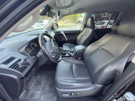 Toyota Land Cruiser Prado 2021 года за 25 500 000 тг. в Актобе – фото 6