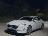 Hyundai Sonata 2022 годаүшін9 900 000 тг. в Семей – фото 4