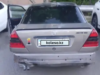 Mercedes-Benz C 280