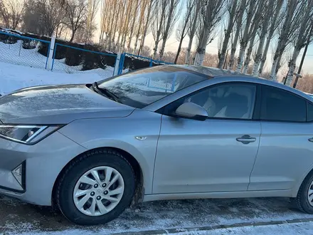 Hyundai Elantra 2020 года за 8 300 000 тг. в Алматы – фото 2