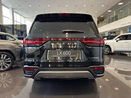 Lexus LX 600 Luxury+ 2025 года за 90 890 000 тг. в Алматы – фото 19