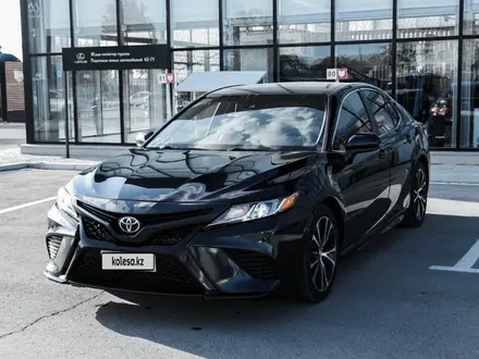 Toyota Camry 2018 года за 8 700 000 тг. в Актау – фото 3