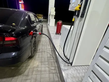 Subaru Legacy 2000 года за 3 600 000 тг. в Усть-Каменогорск – фото 2