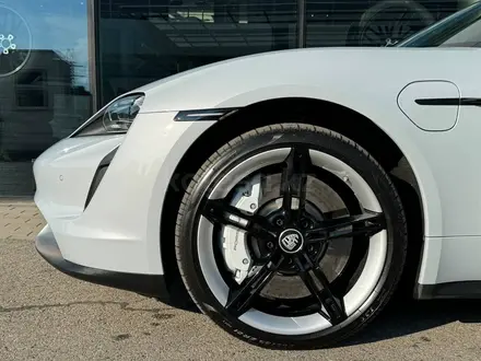Porsche Taycan 2023 года за 47 500 000 тг. в Алматы – фото 22