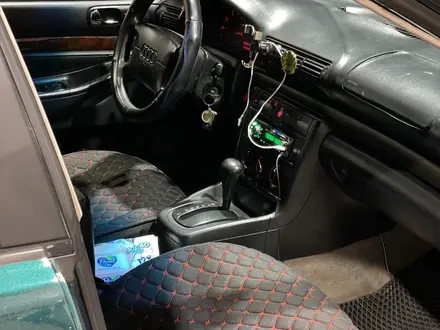 Audi A4 1995 года за 1 700 000 тг. в Алматы – фото 3