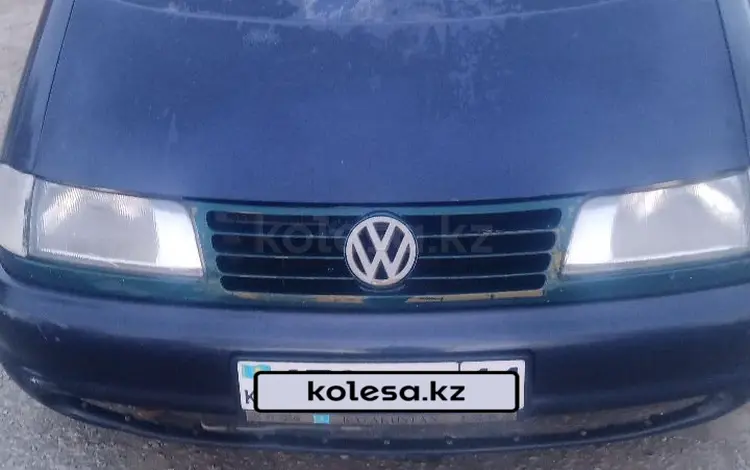 Volkswagen Sharan 1997 года за 1 800 000 тг. в Кызылорда