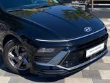 Hyundai Sonata 2023 года за 10 590 000 тг. в Алматы – фото 2