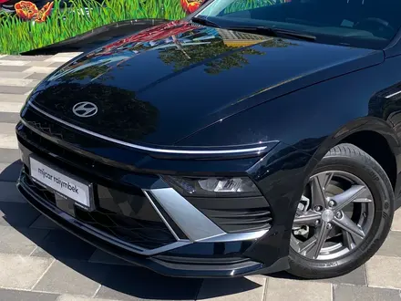Hyundai Sonata 2023 года за 10 590 000 тг. в Алматы – фото 16