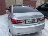 Hyundai Sonata 2012 годаүшін5 000 000 тг. в Караганда – фото 2