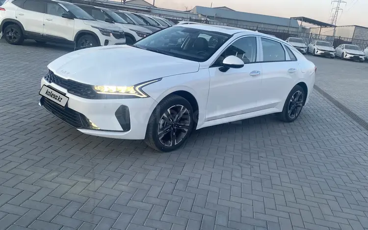 Kia K5 2025 года за 14 000 000 тг. в Семей