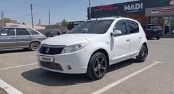 Renault Sandero 2013 годаүшін2 400 000 тг. в Уральск