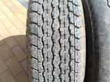 Шины 255/70 R15 — "Bridgestone Dueler H/T" (Япония), летние. Три за 85 000 тг. в Астана – фото 3