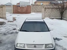 Volkswagen Vento, 1993