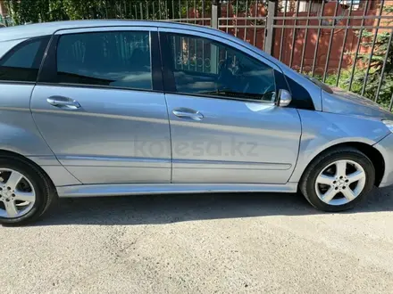 Mercedes-Benz B 170 2007 года за 2 800 000 тг. в Астана – фото 2