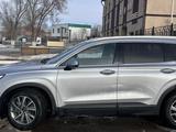 Hyundai Santa Fe 2018 года за 13 100 000 тг. в Уральск – фото 5