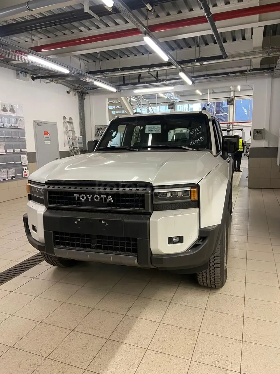 Toyota Land Cruiser Prado, 2024