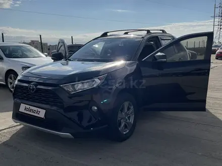 Toyota RAV4 2020 года за 12 000 000 тг. в Уральск