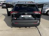 Toyota RAV4 2020 года за 10 500 000 тг. в Уральск – фото 3