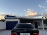 Mercedes-Benz E 320 1999 года за 4 200 000 тг. в Жанаозен – фото 3