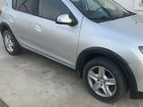 Renault Sandero Stepway 2015 года за 4 950 000 тг. в Атырау – фото 3