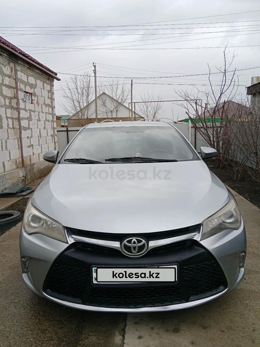 Toyota Camry 2016 г.