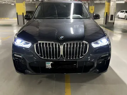BMW X5 2020 года за 42 500 000 тг. в Астана