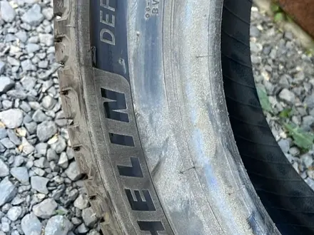 Резина MICHELIN 215/55 R 17 за 280 000 тг. в Актобе – фото 6