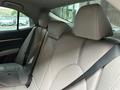 Toyota Camry 2017 года за 9 900 000 тг. в Актобе – фото 19