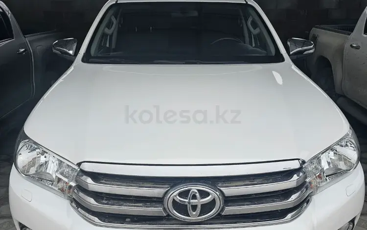 Toyota Hilux 2017 года за 13 000 000 тг. в Атырау