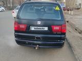 SEAT Alhambra 2003 годаfor2 700 000 тг. в Уральск – фото 4