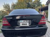 Mercedes-Benz C 240 2002 года за 3 850 000 тг. в Алматы – фото 4