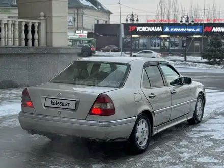 Mercedes-Benz C 200 1996 года за 3 200 000 тг. в Алматы – фото 4