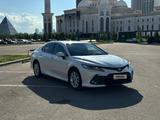 Toyota Camry 2023 года за 17 000 000 тг. в Астана – фото 2