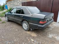 Mercedes-Benz E 230 1992 годаүшін1 150 000 тг. в Усть-Каменогорск