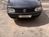 Volkswagen Golf 2003 года за 2 600 000 тг. в Караганда