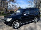 Mitsubishi Pajero 2012 года за 12 700 000 тг. в Алматы